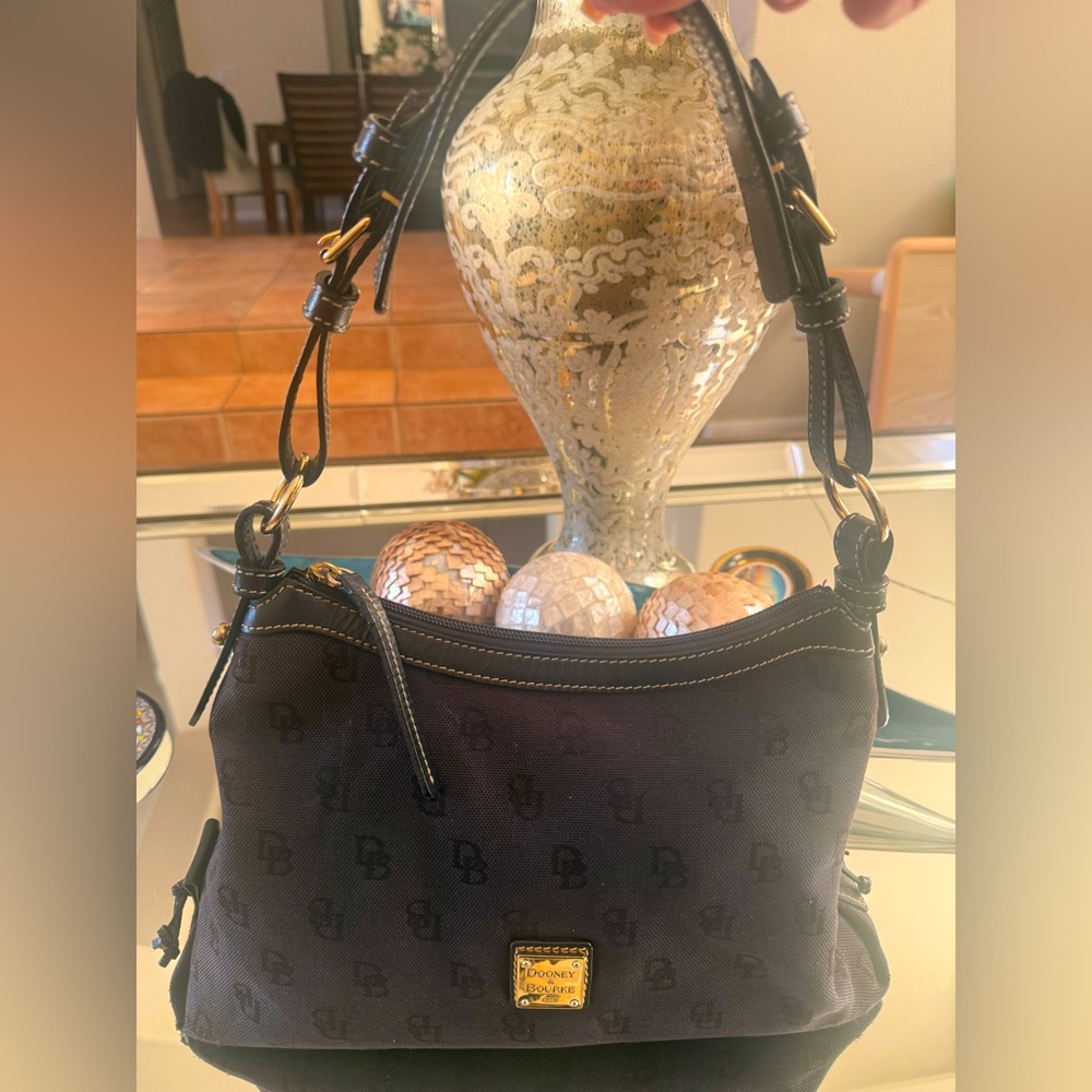 DOONEY AND BOURKE  black fabric, one handle shoulder bag